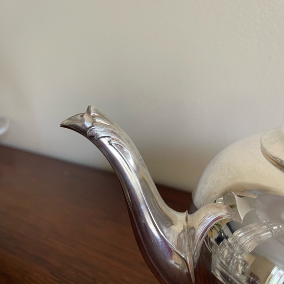 Vintage antique silver plated tea pot - Picture 5 of 6